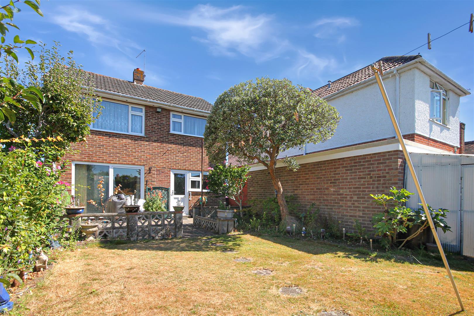 3 Bedroom House Stanley Green Road, Poole